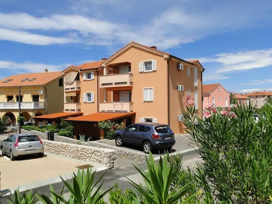 Apartment Ruby By El-Pi Tours Malinska