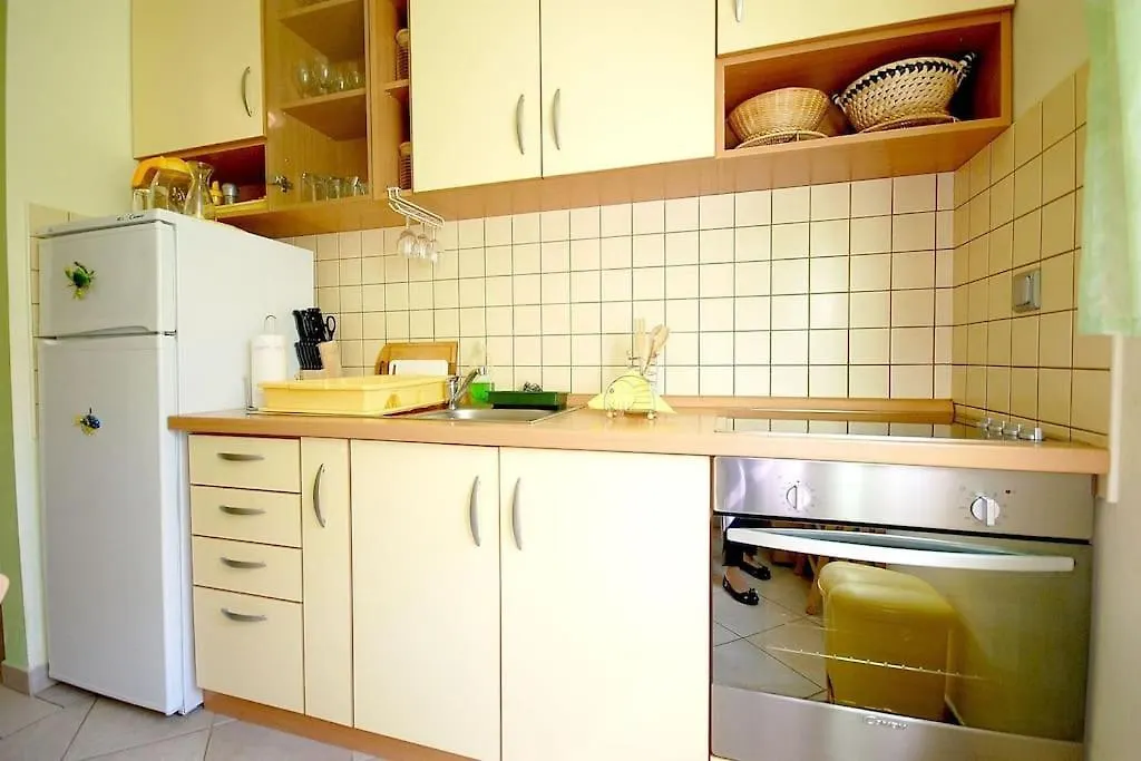 Apartment Ruby By El-Pi Tours Malinska Κροατία